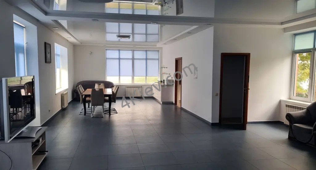 Продаж комерційного об'єкта. Київ. Осокорки, 3-й шлюз.