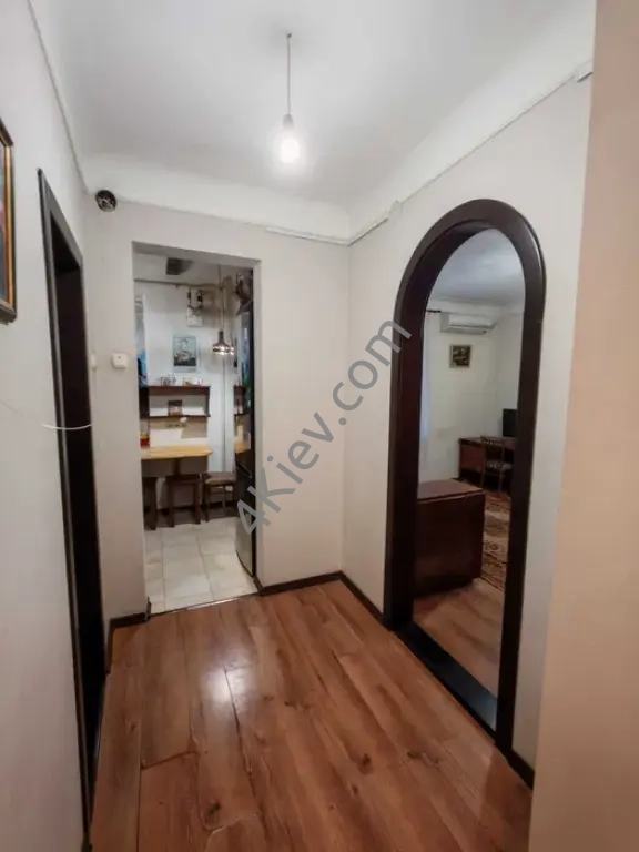 Оренда кінати біля ТЦ «Ногорка»