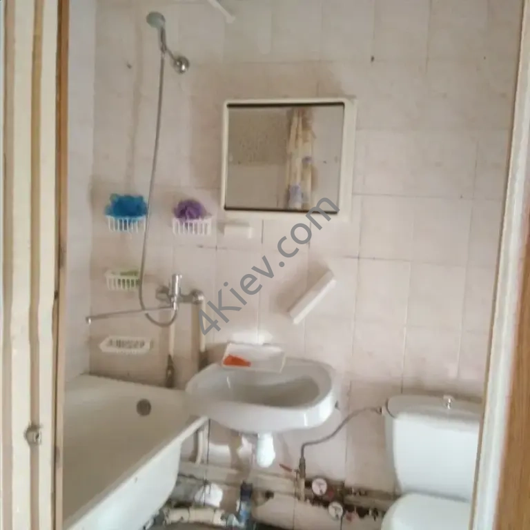 Здається 1-кімнатна квартира