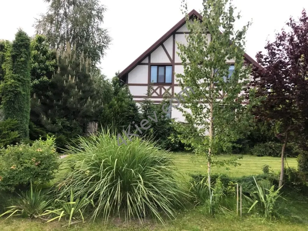 Оренда автономного будинку