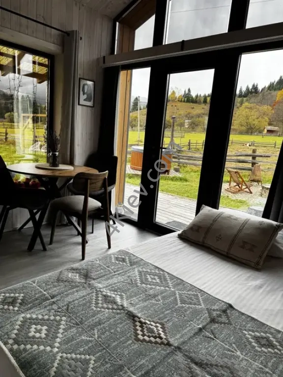 Оренда будинку в лісі